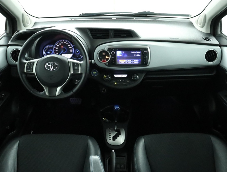 Toyota Yaris - 1.5 Full Hybrid Dynamic 4