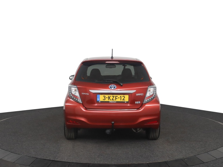 Toyota Yaris - 1.5 Full Hybrid Dynamic 56