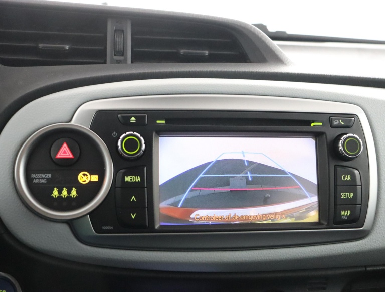 Toyota Yaris - 1.5 Full Hybrid Dynamic 9
