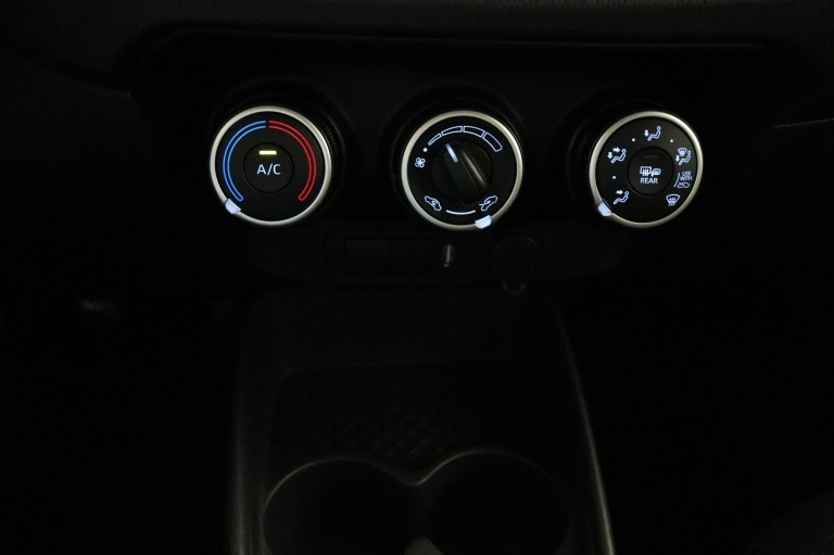 Toyota Aygo X - 1.0 VVT-i MT Play 17