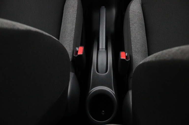 Toyota Aygo X - 1.0 VVT-i MT Play 37