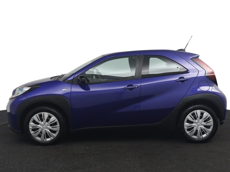 Toyota Aygo X - 1.0 VVT-i MT Play 5