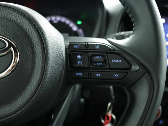 Toyota Aygo X - 1.0 VVT-i MT Play