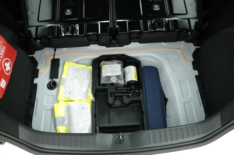 Toyota Aygo X - 1.0 VVT-i MT Play 33