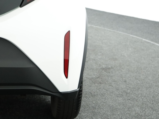 Toyota Aygo X - 1.0 VVT-i MT Play