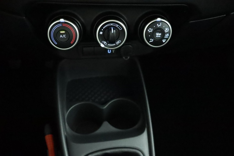 Toyota Aygo X - 1.0 VVT-i MT Play 7