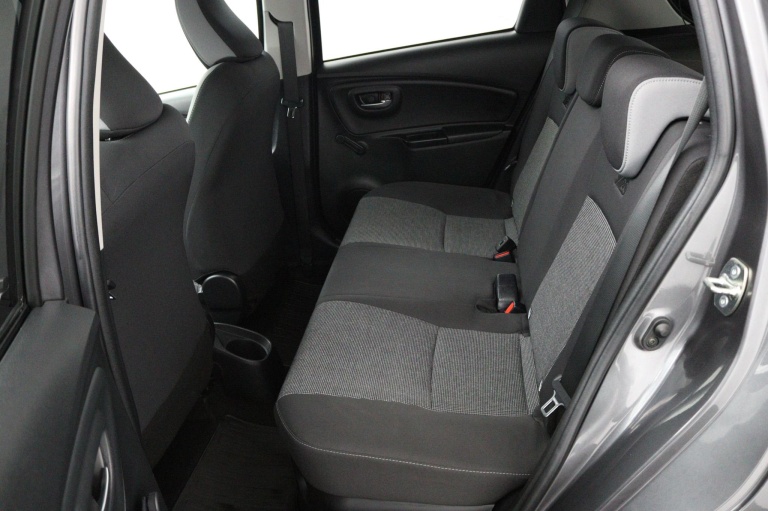 Toyota Yaris - 1.5 Hybrid Dynamic 18