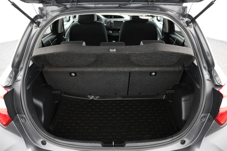Toyota Yaris - 1.5 Hybrid Dynamic 23