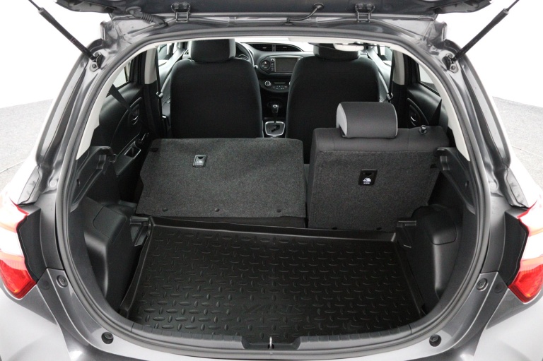 Toyota Yaris - 1.5 Hybrid Dynamic 25