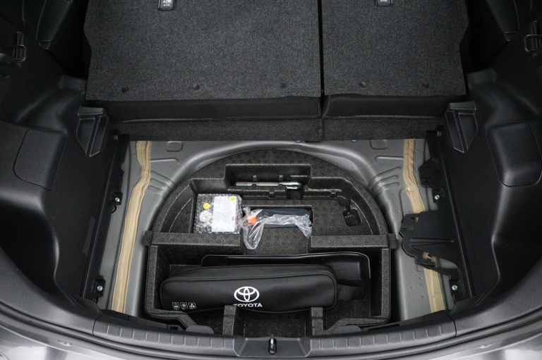 Toyota Yaris - 1.5 Hybrid Dynamic 32