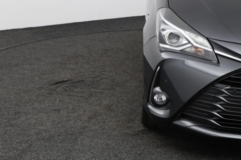 Toyota Yaris - 1.5 Hybrid Dynamic 34