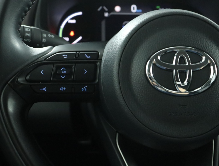 Toyota Yaris Cross - 1.5 Hybrid Executive 19