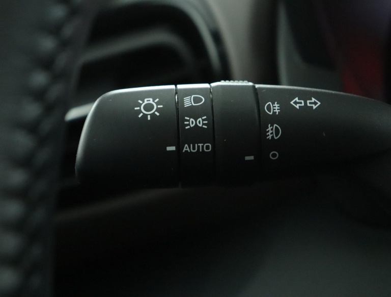 Toyota Yaris Cross - 1.5 Hybrid Executive 33