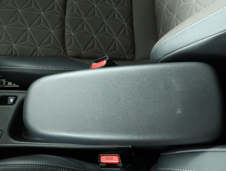 Toyota Yaris Cross - 1.5 Hybrid Executive 66