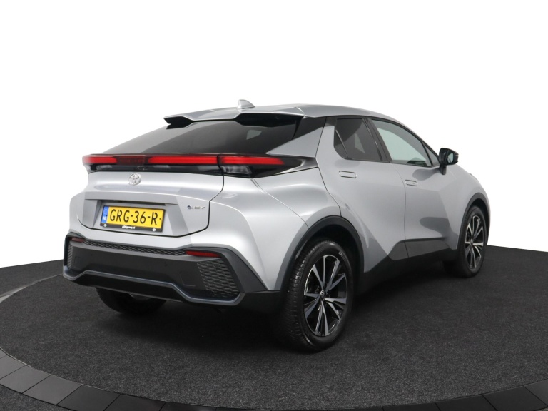 Toyota C-HR - 1.8 Hybrid 140 Dynamic 2