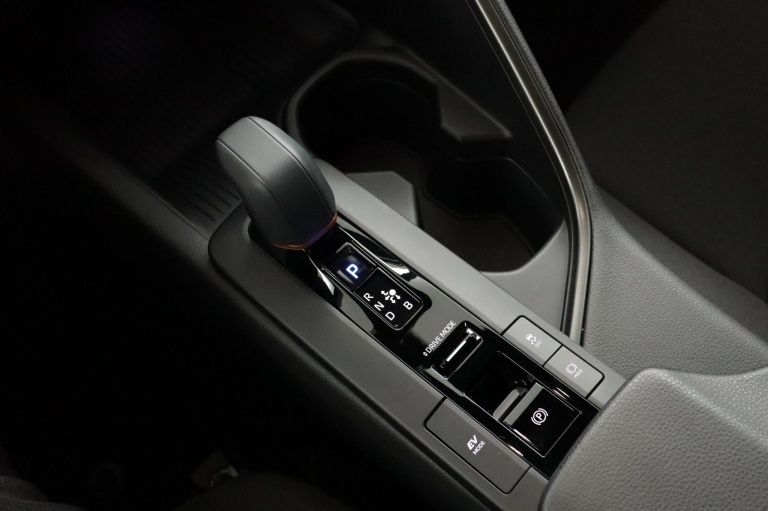 Toyota C-HR - 1.8 Hybrid 140 Dynamic 27