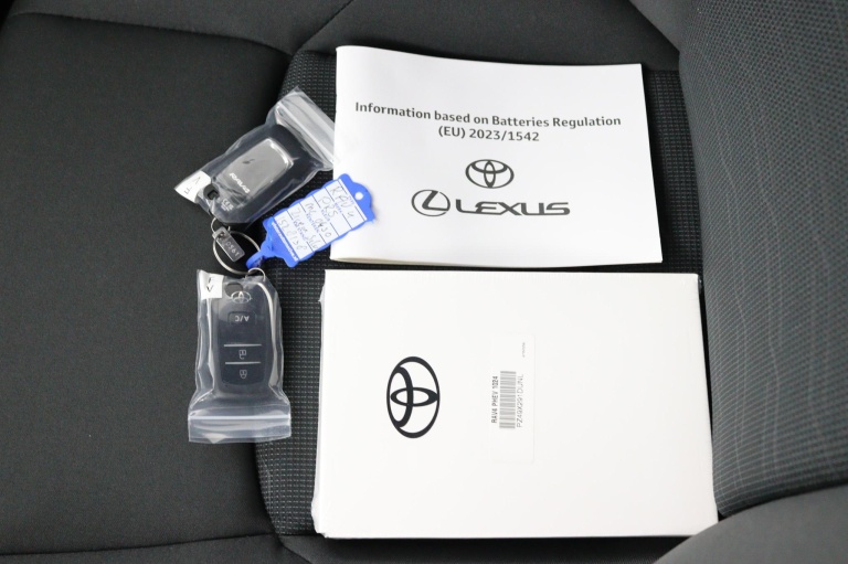 Toyota RAV4 - 2.5 Plug-in Hybrid AWD Dynamic 18