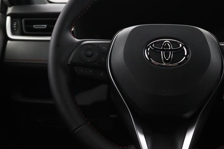 Toyota RAV4 - 2.5 Plug-in Hybrid AWD Dynamic 19