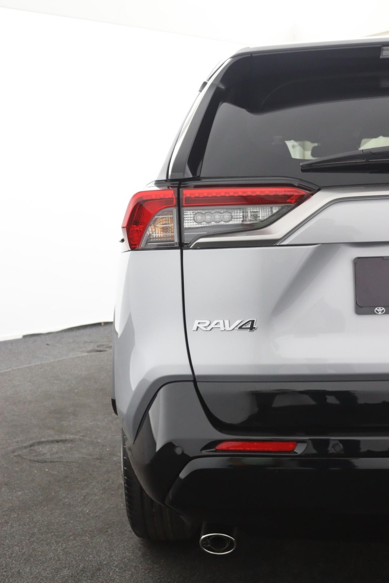 Toyota RAV4 - 2.5 Plug-in Hybrid AWD Dynamic 38