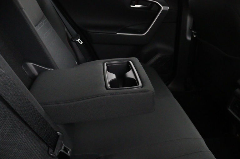 Toyota RAV4 - 2.5 Plug-in Hybrid AWD Dynamic 43