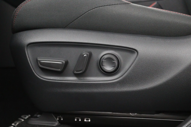 Toyota RAV4 - 2.5 Plug-in Hybrid AWD Dynamic 45