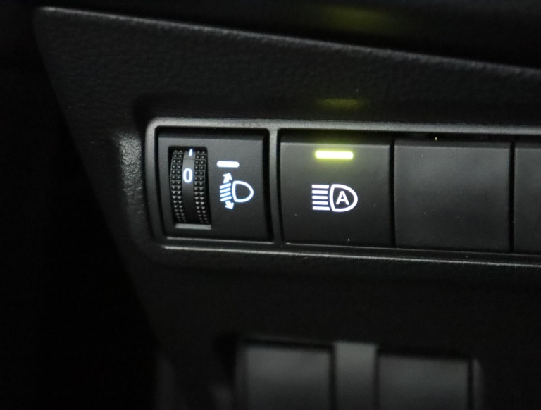 Toyota Corolla Cross - Hybrid 200 Dynamic 31