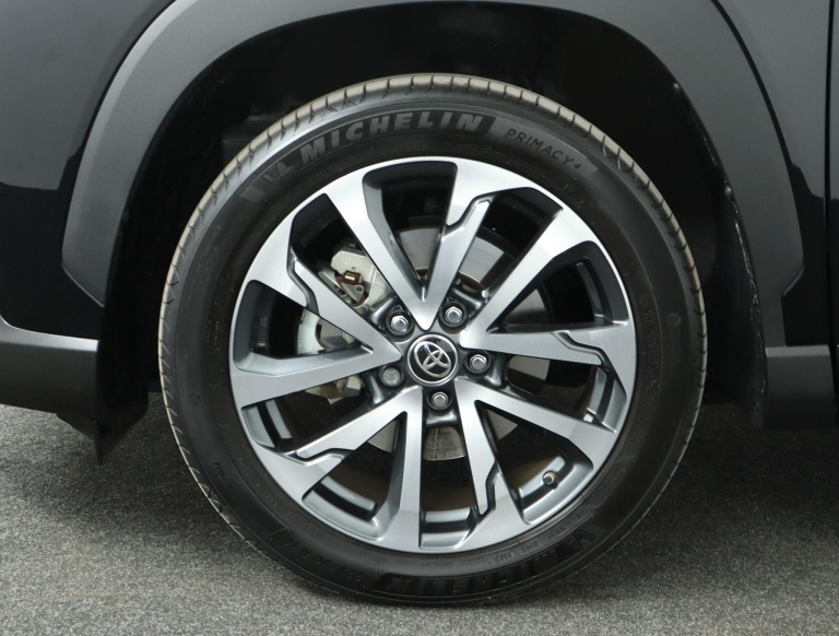 Toyota Corolla Cross - Hybrid 200 Dynamic 40