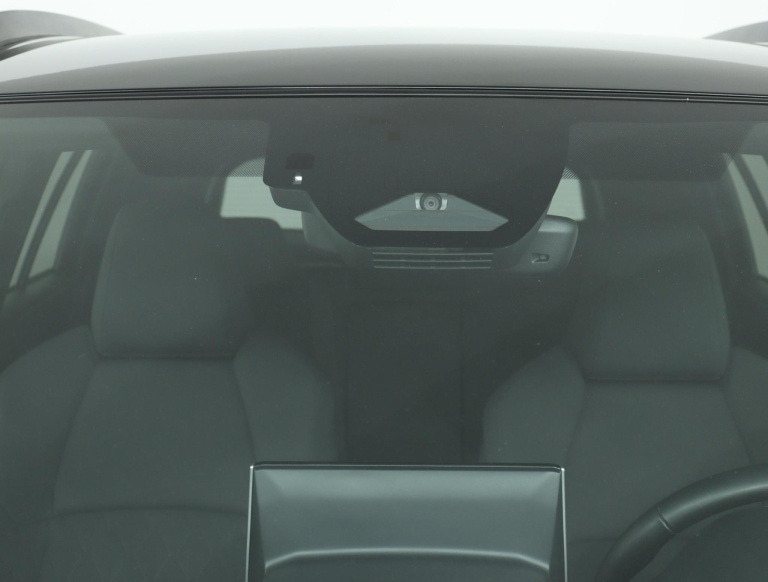Toyota Corolla Cross - Hybrid 200 Dynamic 42