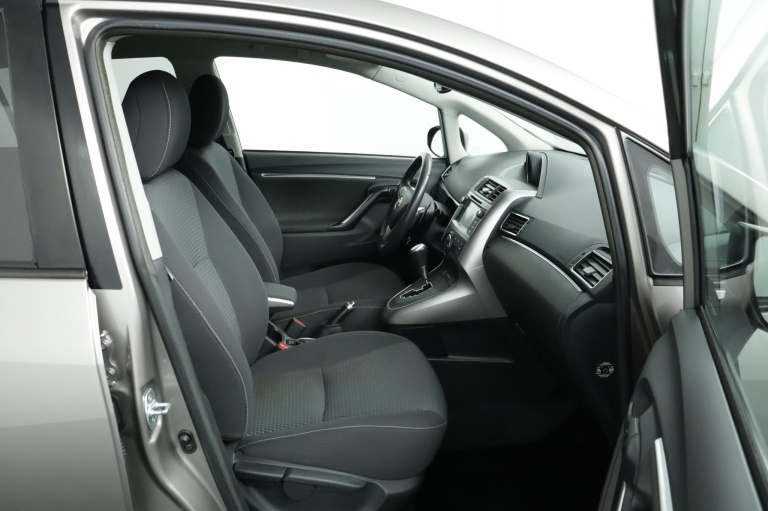 Toyota Verso - 1.8 VVT-i Business 21