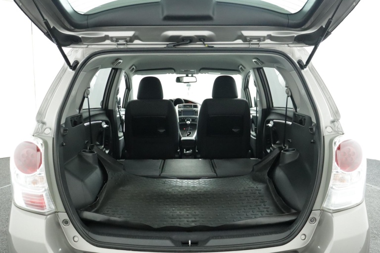 Toyota Verso - 1.8 VVT-i Business 26