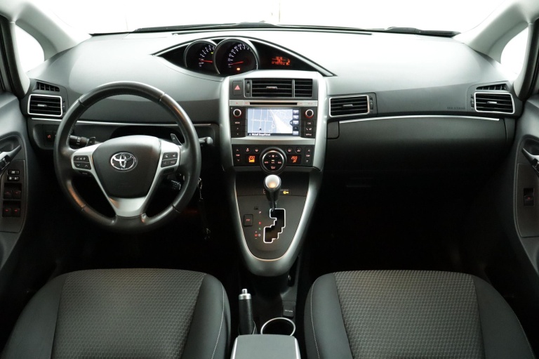 Toyota Verso - 1.8 VVT-i Business 4