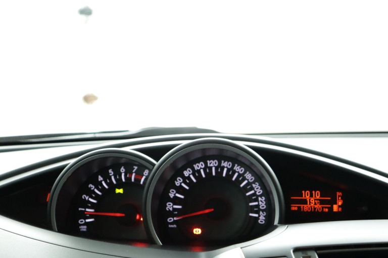 Toyota Verso - 1.8 VVT-i Business 6