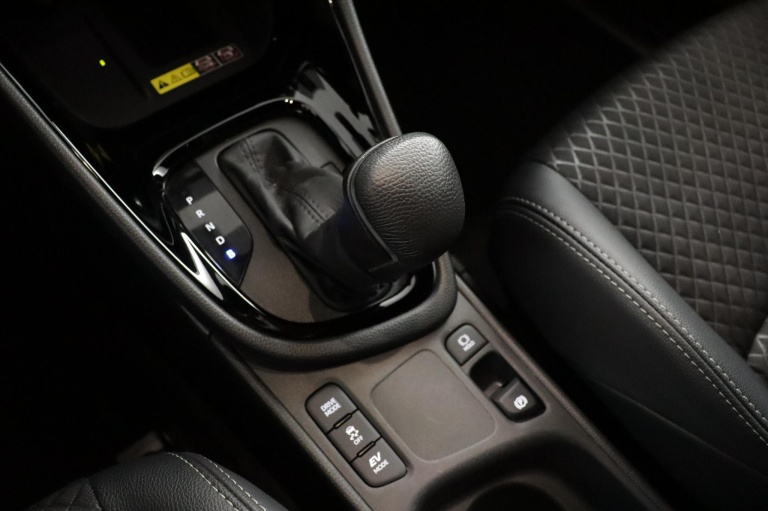 Toyota Yaris - 1.5 Hybrid 130 Executive 27