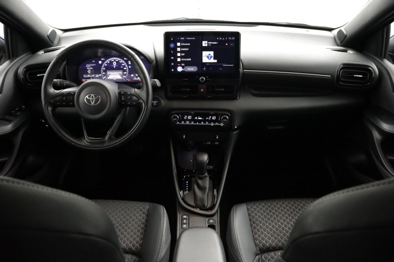 Toyota Yaris - 1.5 Hybrid 130 Executive 4