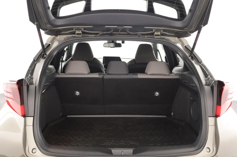 Toyota C-HR - 2.0 Hybrid Executive 22