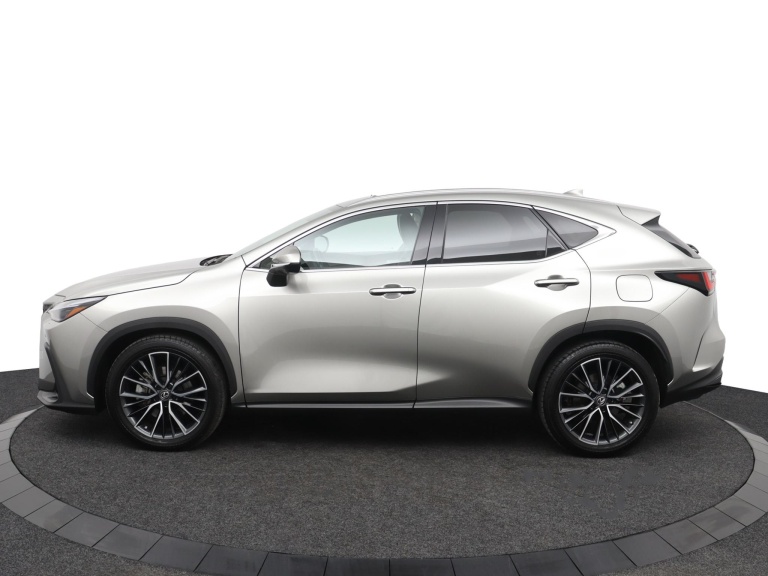 Lexus NX - 450h+ AWD Executive Line 3