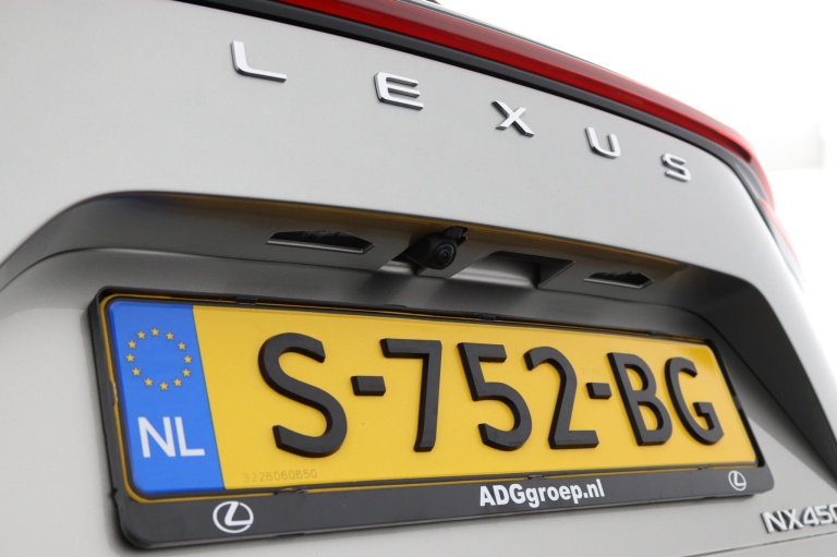 Lexus NX - 450h+ AWD Executive Line 41