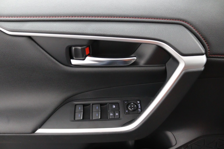 Toyota RAV4 - 2.5 Plug-in Hybrid AWD Dynamic 28