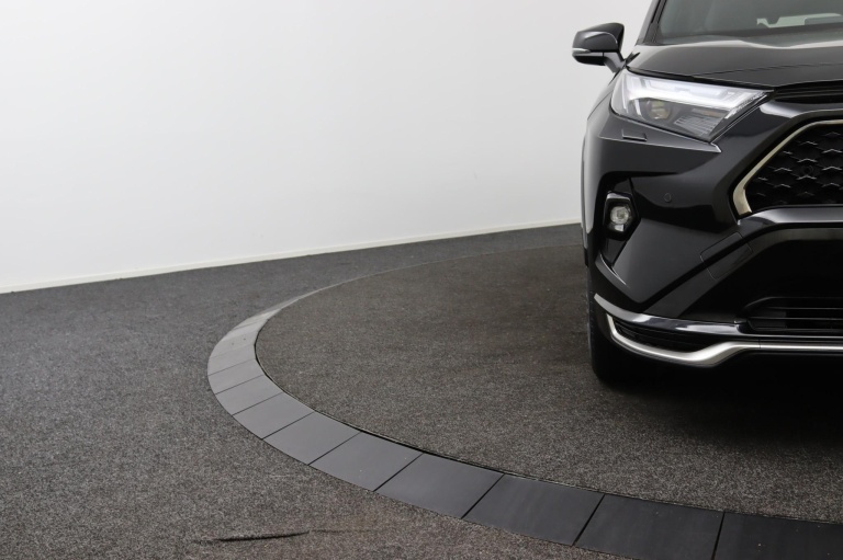 Toyota RAV4 - 2.5 Plug-in Hybrid AWD Dynamic 38