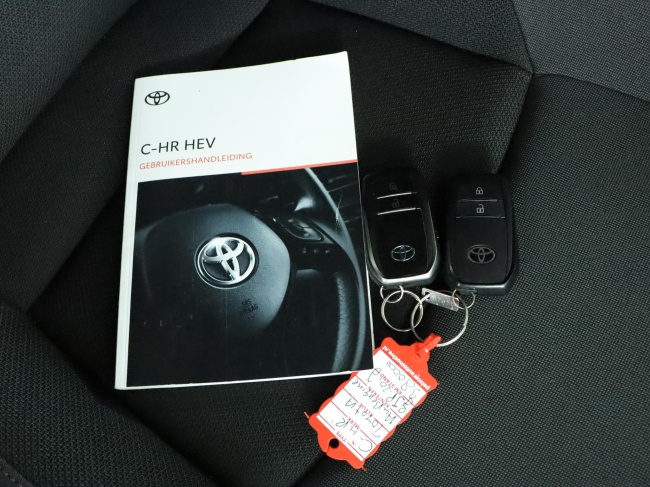 Toyota C-HR - 1.8 Hybrid 140 Dynamic