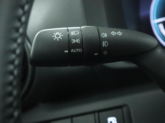 Toyota C-HR - 1.8 Hybrid 140 Dynamic