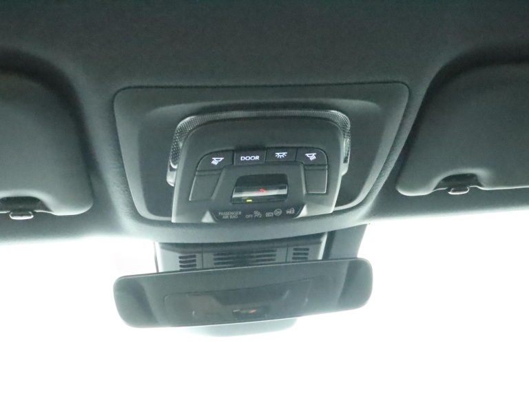 Toyota C-HR - 1.8 Hybrid 140 Dynamic 31