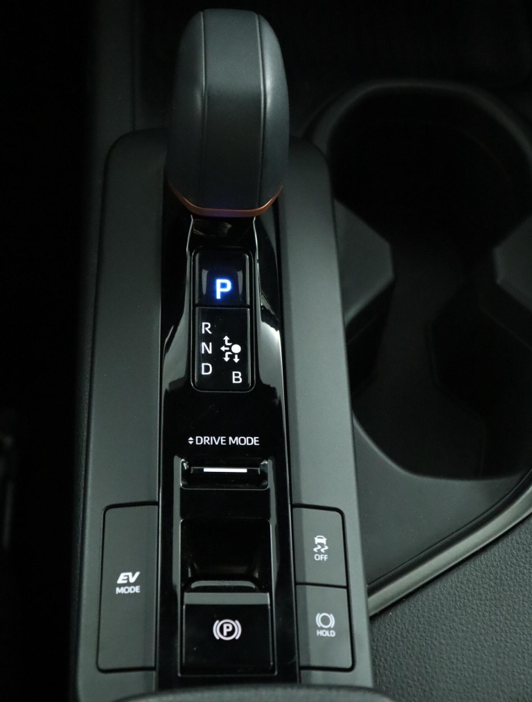 Toyota C-HR - 1.8 Hybrid 140 Dynamic 54