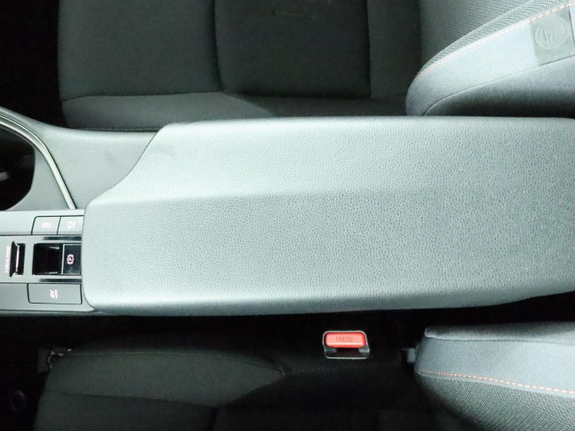 Toyota C-HR - 1.8 Hybrid 140 Dynamic