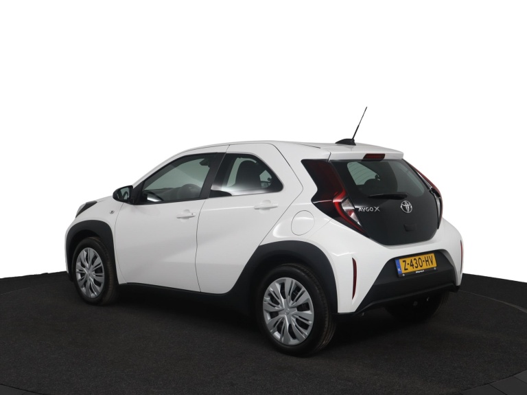 Toyota Aygo X - 1.0 VVT-i MT Play 12