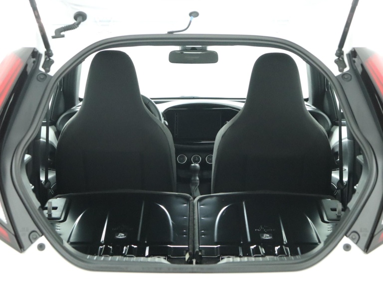 Toyota Aygo X - 1.0 VVT-i MT Play 26