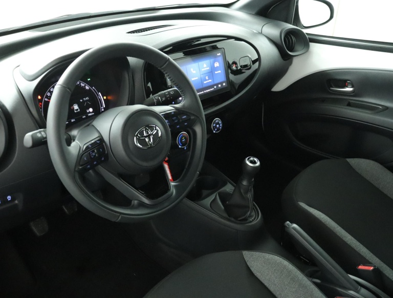 Toyota Aygo X - 1.0 VVT-i MT Play 54