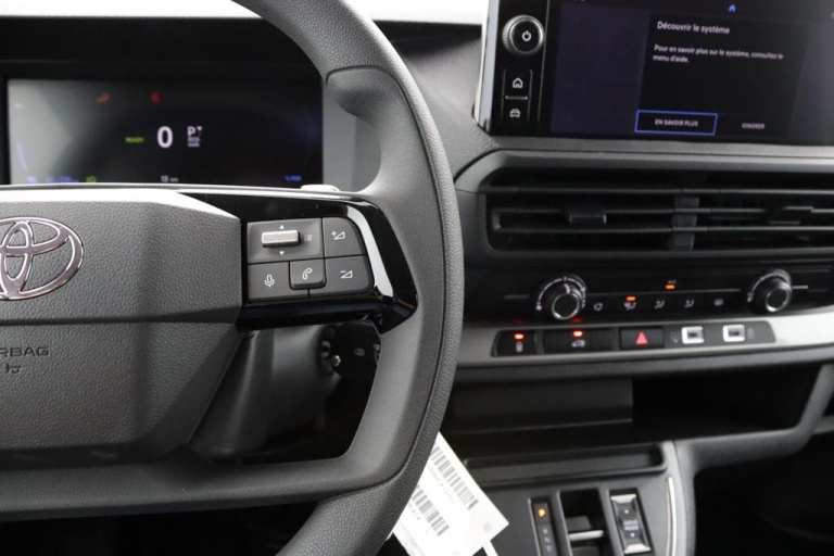 Toyota PROACE Long Worker Electric - 75kWh Challenger 23