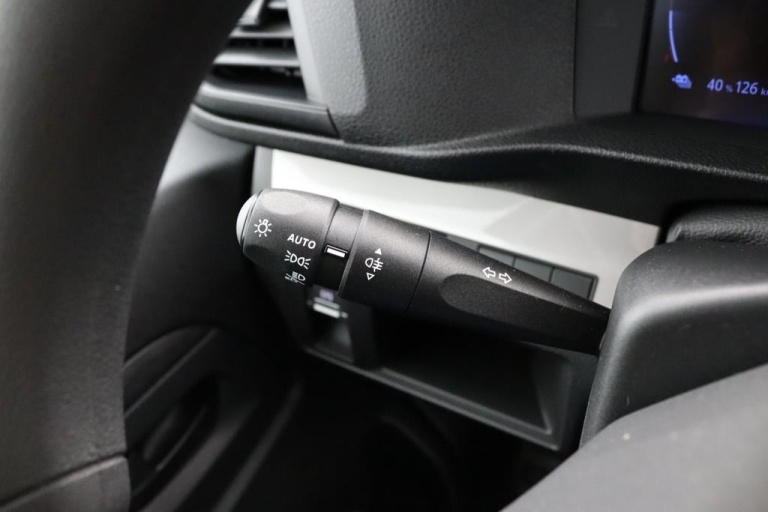 Toyota PROACE Long Worker Electric - 75kWh Challenger 24