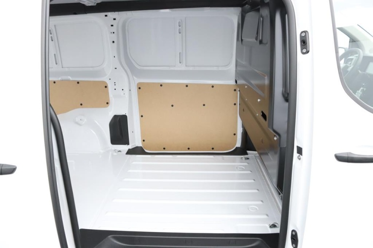 Toyota PROACE Long Worker Electric - 75kWh Challenger 35